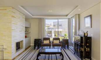 Imagem: Casa à venda em condomínio em Santa Felicidade