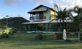 Imagem 5: Refúgio Tranquilo em Garopaba: Casa de 3 Quartos no Siriu