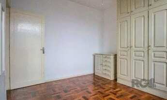 Imagem 7: Apartamento amplo e bem localizado de 2 dormitórios+dependência