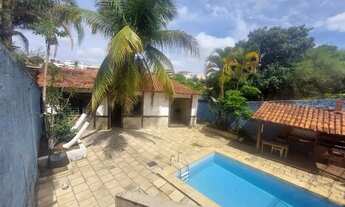 Imagem 3: Casa ampla com closet, piscina ampla área externa 3 vagas cobertas