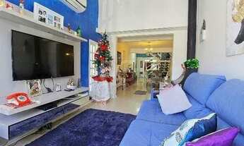 Imagem 7: Casa em Porto Alegre, no bairro Ipanema, com 3 dormitório(s), e 3 banheiros, à venda