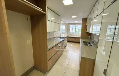 Imagem 15: Apartamento com 4 dormitórios à venda, 290 m² por R$ 5.800.000,00 - Itaipava - Petrópolis