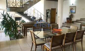 Imagem 3: Sobrado à venda em Santana de Parnaíba, Alphaville, com 4 suítes, com 556 m², Residencial