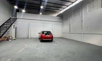 Imagem 2: ALUGA-SE GALPÃO AV BRASIL 1ª LOCAÇÃO