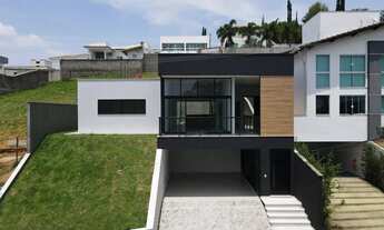 Imagem: Casa de 04 suítes no Spinaville