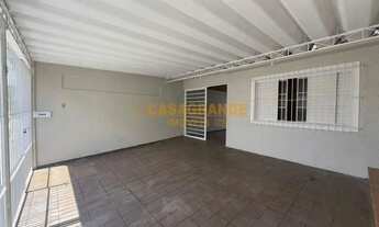 Imagem 2: Casa + Edícula com 3 quartos, 158m², 3 vagas - a Venda - Jd Ismênia