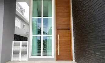 Imagem 2: Sobrado para venda possui 290 metros quadrados com 4 quartos em Morada da Praia - Bertioga