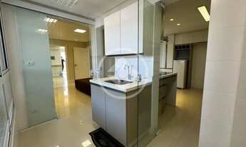 Imagem 5: LDL - Beira-Mar Continental 3 Suítes com Jacuzzi, Vista para o Mar e Ponte Hercílio Luz B