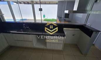 Imagem 7: Sobrado para locação no Jardim Estoril V em Bauru com 4 suítes e piscina aquecida