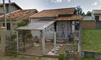 Imagem 2: Porto Alegre - Casa Padrão - Hípica