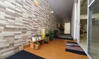 Imagem 3: Casa de condomínio para venda possui 125 metros quadrados com 3 quartos em Gurupi - Teresi