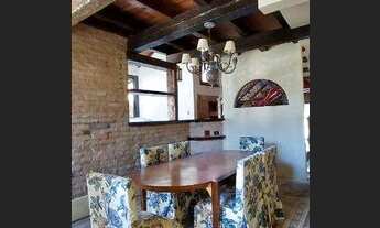 Imagem 4: Casa c/ 3 Suítes em Formato de Vila Espanhola!