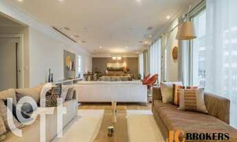 Imagem 4: Apartamento com 311m², 4 suítes, lareira, dependência completa de empregada, 6 vagas