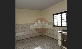 Imagem 7: Casa Com Ponto Comercial em Excelente Localização à Venda, na Vila Sinibaldi