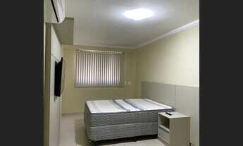 Imagem 5: Alugo apto mobiliado : sala , quarto e cozinha com varanda