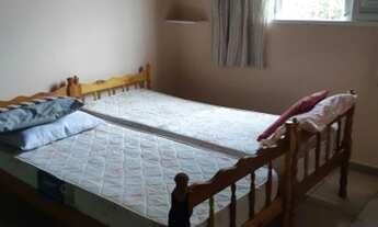 Imagem 5: Casa á venda com 2 dormitórios (1 suíte) 4 vagas de garagem, apenas 800 metros da praia no