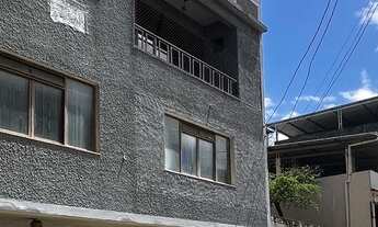 Imagem: Prédio com 3 residencial ou comercial no