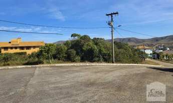 Imagem 2: Casa em condomínio à Venda - Ville Des Lacs, 971 m²