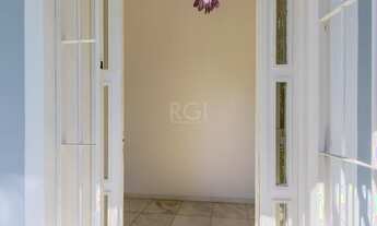 Imagem 4: Porto Alegre - Casa Padrão - Tristeza