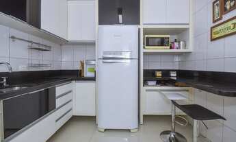 Imagem 7: Sobrado para Venda em Curitiba, Uberaba, 3 dormitórios, 1 suíte, 3 banheiros, 2 vagas