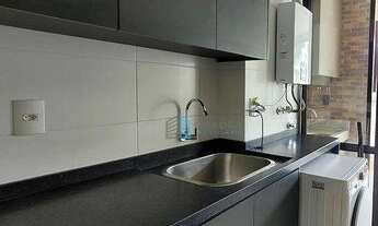 Imagem 6: Apartamento 3 Dormitórios (Suíte), Finamente Mobiliado, 2 Vagas e H.box em Clube Residence