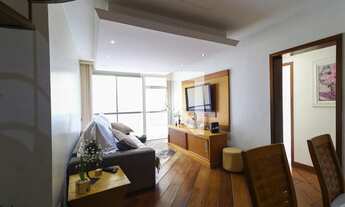 Imagem: Apartamento à Venda - Meier, 4 Quartos