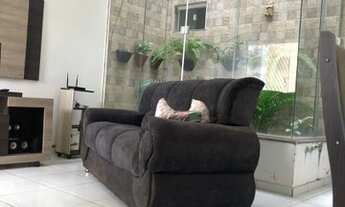 Imagem 2: Vendo Casa com psina no alto do turu