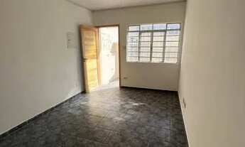 Imagem 5: Casa para aluguel possui 80 metros quadrados com 2 quartos em Vila São João - Guarulhos