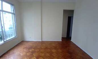 Imagem 3: Apartamento à venda com 70m², 2 quartos banheiro social uma quadra da praia em Icaraí - Ni