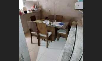 Imagem 5: Casa com dois cômodos e garagem para 2 carros