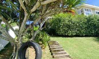 Imagem 2: Casa de frente para o mar com 308 metros quadrados - Centro - Balneário Piçarras - SC