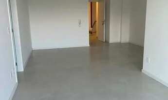 Imagem 4: Apto novo, oK, de frente, linda vista privativa para o verde e o mar, com 197 m2 de área t