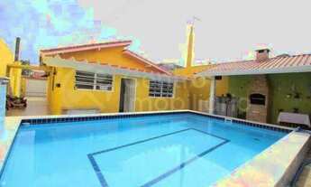 Imagem: CASA à venda com piscina e 2 quartos em