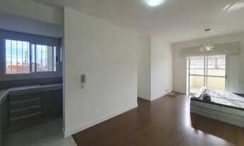 Imagem 2: Nós Alugamos - Apartamento de 02 dormitórios Semi-Mobiliado - Sagrada Família - Caxias do