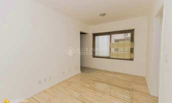 Imagem 3: Apartamento para venda com 40 metros quadrados com 1 quarto em Petrópolis - Porto Alegre