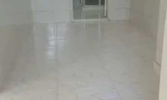 Imagem 6: Linda Casa 2 Quartos no Fonseca rua fechada