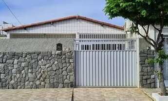 Imagem: 17 - Vende-se esta linda casa na região