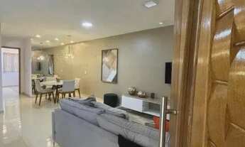 Imagem 2: Casa para venda possui 110 metros quadrados com 2 quartos em Jardim Esperança - Paranaguá