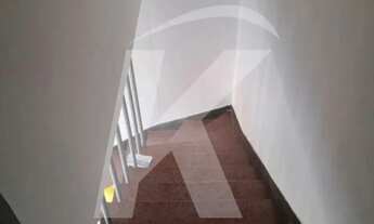 Imagem 7: Sobrado com 2 quartos, sala, cozinha, banheiro, área de serviço e garagem