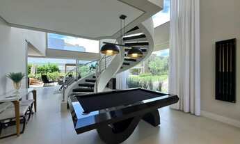 Imagem 6: Sobrado para venda com 339 metros quadrados com 4 quartos