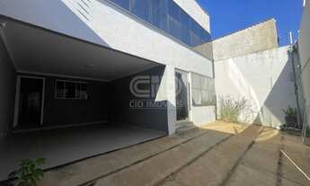 Imagem 2: Casa com 6 quartos no Parque Res. Tropical Ville