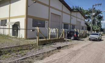 Imagem 2: Galpão Industrial com 1.100 m2 de área construída na Rodovia Ivo Silveira - Brusque