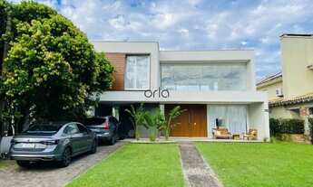 Imagem: Casa mobiliada com 4 suítes e piscina à