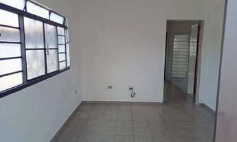 Imagem 2: Sobrado para venda tem 233 metros quadrados total