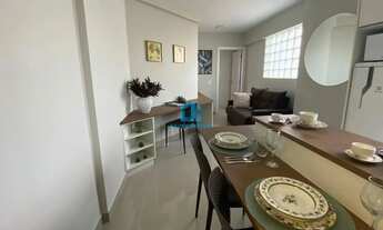 Imagem 2: Studio no Centro / 34 M² / 1 Quarto / Porteiro eletrônico / Em Curitiba