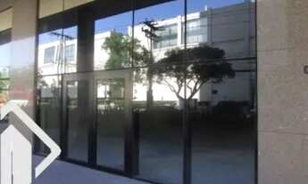 Imagem 2: Loja com 268m² de área útil - Frente para o Praia de Belas Shopping e Justiça do Trabalho