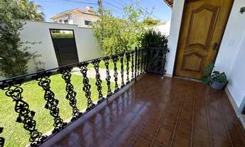 Imagem 7: Casa no Córrego Grande com terreno amplo, piscina aquecida e excelente padrão construtivo