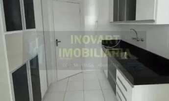 Imagem 3: Espaçoso apartamento no segundo andar, composto de 3 quartos