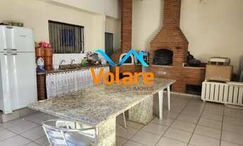 Imagem 3: Casa à venda em Osasco-SP: Espaçosa residência com 6 quartos, 3 suítes e 400m² na City Bus