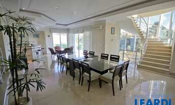 Imagem 2: CASA EM CONDOMÍNIO - TAMBORÉ - SP